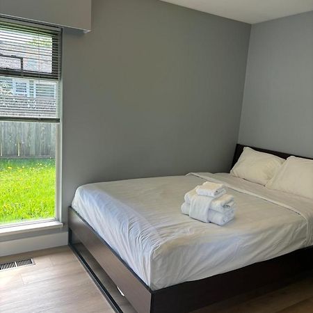 Cozy Retreat On Sandpiper Court - Room H With Share Bathroom Richmond Exterior photo